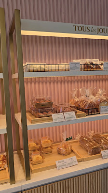 University Crossing photo 3