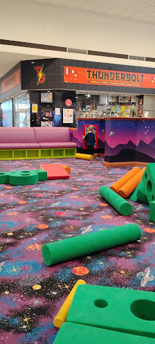 Maplewood Mall photo 2