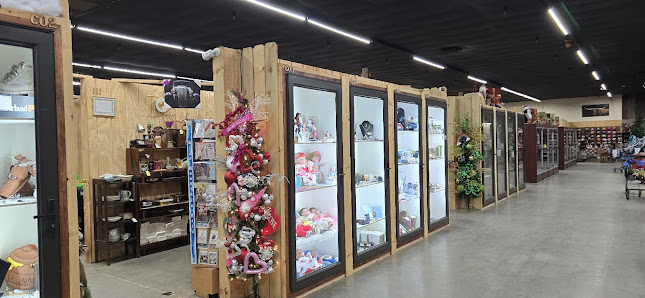 Blackberry Hills Vendors Barn in Stanford, KY photo 2