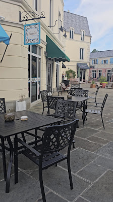 Lafayette Village photo 3