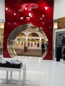 Richardson Square photo 2