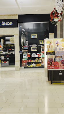 Trumbull Mall photo 3