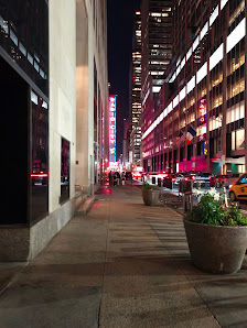 75 Rockefeller Plaza photo 2