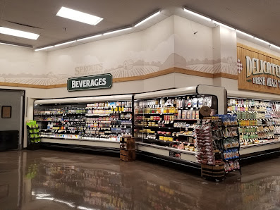 College Plaza Shopping Center photo 5