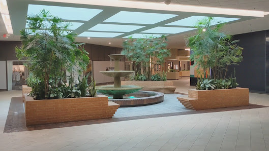 Shoppes at Northpark photo 3