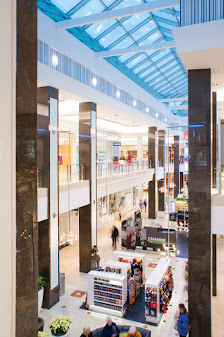 Westfield Montgomery photo 6