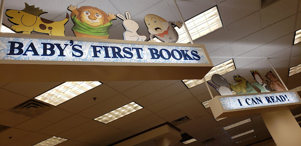 Woodland Plaza photo 2