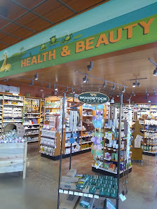 Broadway Village photo 2