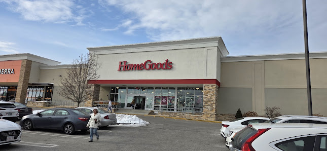 Royal Ridge Center photo 1