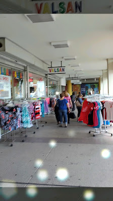 Centro City Plaza photo 3