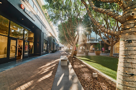 Biltmore Fashion Park photo 6