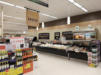 Maple Tree Place photo 4