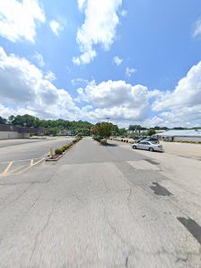 James-York Plaza photo 4