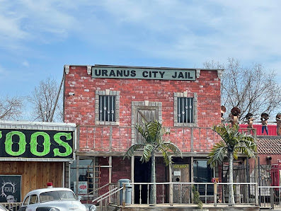 Uranus Missouri Towne Center photo 6