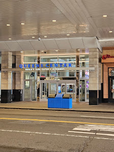 Queens Center photo 1