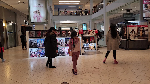 Queens Center photo 3