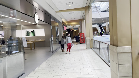 Queens Center photo 4