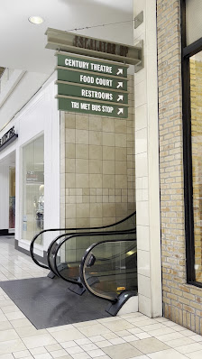 Clackamas Promenade photo 3