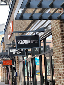 Tanger Outlets Grand Rapids photo 2