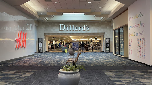 Kentucky Oaks Mall photo 1