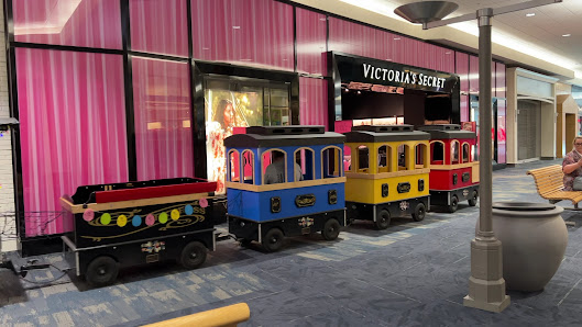 Kentucky Oaks Mall photo 3