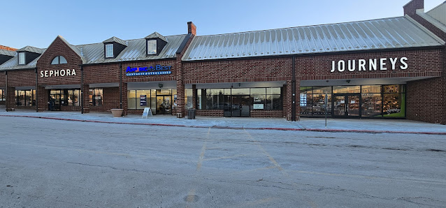 Bloomingdale Court photo 1