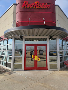 South Elgin Crossing photo 1