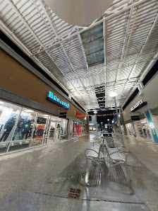 Toronto Premium Outlets photo 7