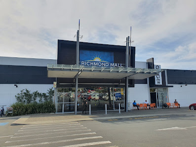 Richmond Mall photo 1