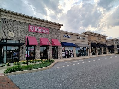 The Shoppes at Centre Pointe photo 1