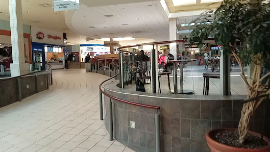 Marlborough Mall photo 4