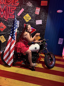 Artisan Circle photo 2