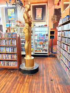 The Old Mill vintage marketplace and Flea photo 4