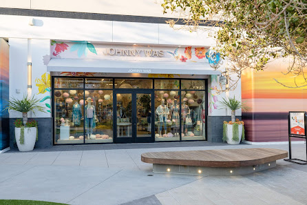 Manhattan Village photo 6