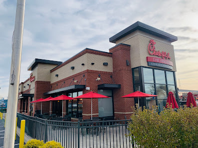 Wishing Well Plaza photo 4