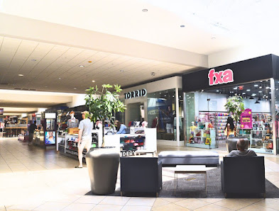 Coral Square photo 2