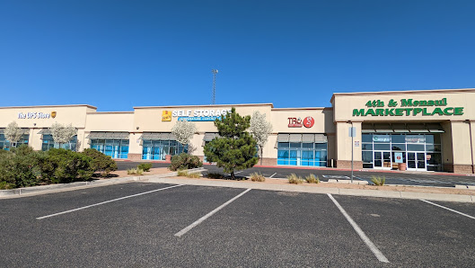 4th & Menaul Marketplace photo 1