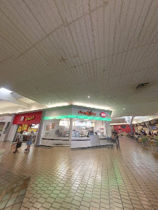Prince Kuhio Plaza photo 8