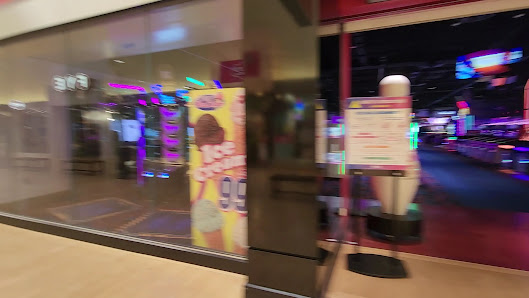 Great Lakes Crossing Outlets photo 3