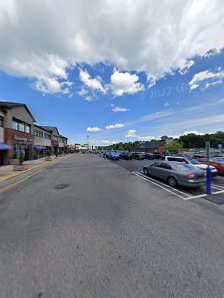 Baederwood Shoppes on the Fairway photo 3