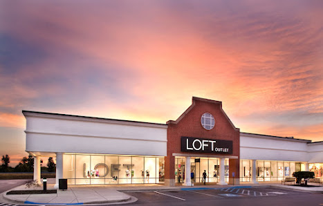 Calhoun Outlet Marketplace photo 6