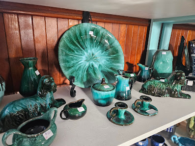 Recollections by Jazz Antique Mall photo 2