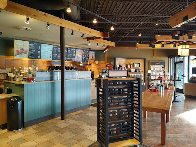 Roseville Center photo 4