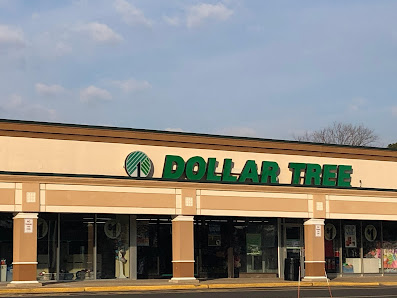 Laurel Square photo 1