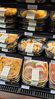 Laurel Square photo 3