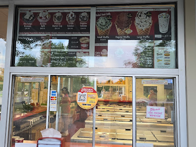 Williamsburg Crossing photo 2