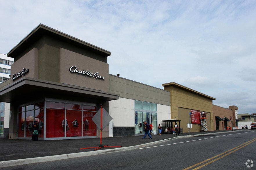 Central Plaza Shopping Center