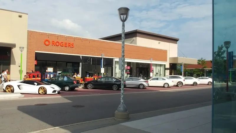 CF Shops at Don Mills