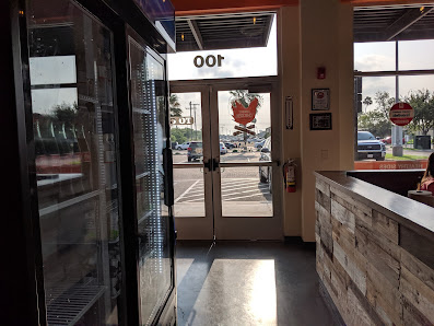 Palms Crossing photo 4