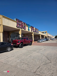 Big T Plaza photo 1